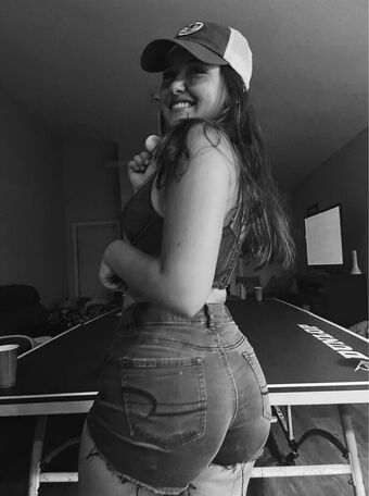 karissannette / tittygirl123 Nude Leaks OnlyFans  – Leaked Models