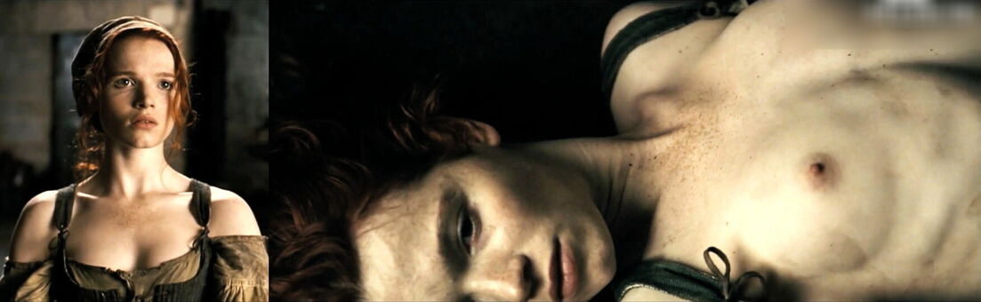 Karoline Herfurth Nude Leaks OnlyFans Photo 13