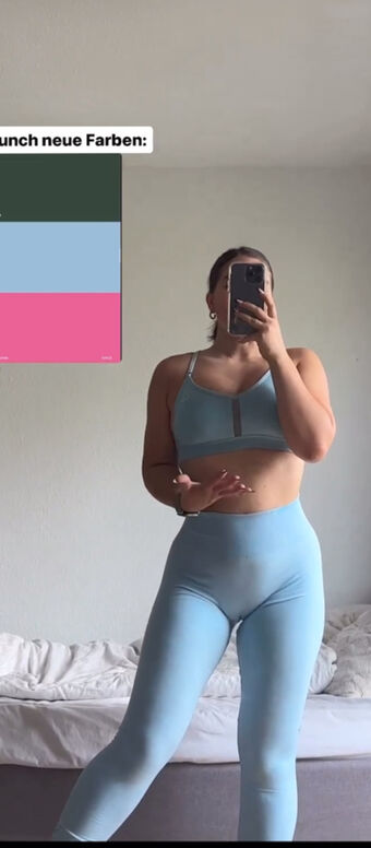 Laura Becker Nude Leaks OnlyFans Photo 11