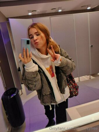 lilroxxxyfree Nude Leaks OnlyFans Photo 11