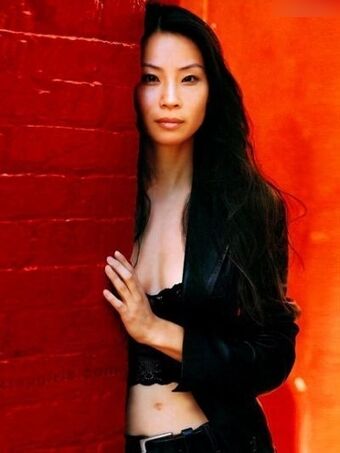 Lucy Liu Nude Leaks OnlyFans Photo 17