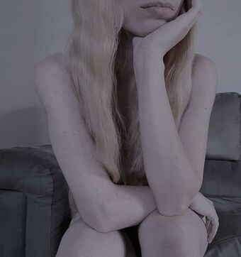 luna.natic / miffystella / user Nude Leaks OnlyFans  – Leaked Models