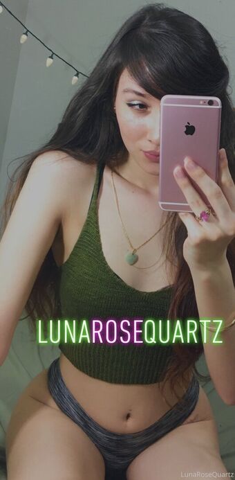 lunarosequartz Nude Leaks OnlyFans Photo 4