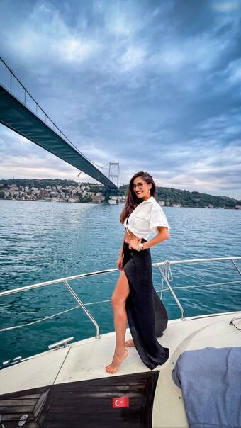 meltem_mrz Nude Leaks OnlyFans Photo 1