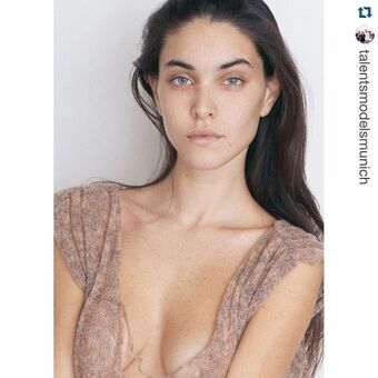 Nour Guiga Nude Leaks OnlyFans Photo 33