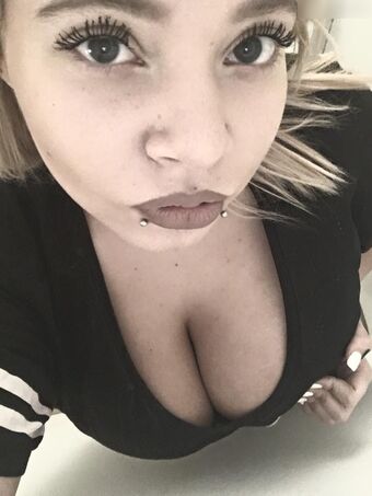 Ria Pompadour Nude Leaks OnlyFans Photo 41