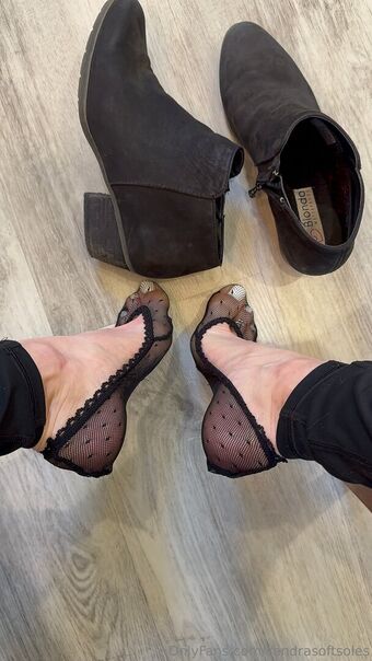 sandrasoftsoles Nude Leaks OnlyFans Photo 15