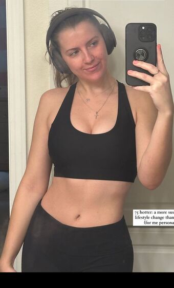 Suzie Taylor Nude Leaks OnlyFans Photo 3