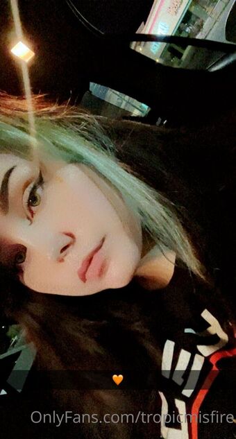 tropicmisfire Nude Leaks OnlyFans Photo 5