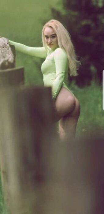 Žanet Breški Nude Leaks OnlyFans Photo 9