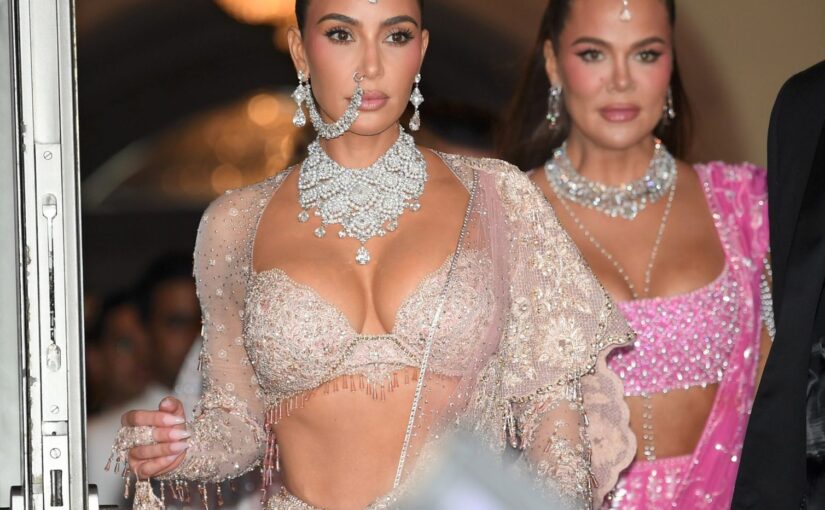Kim Kardashian & Khloe Kardashian Look Sexy at Anant Ambani’s Wedding (22 Photos)
