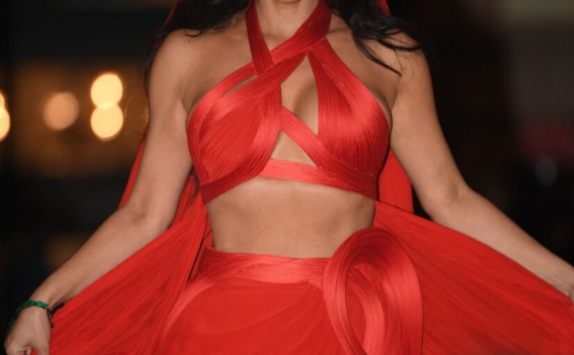 Kim Kardashian Stuns in a Red Dress in Mumbai (33 Photos)