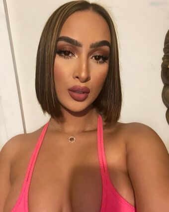 _omaima.b Nude Leaks OnlyFans Photo 17