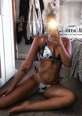 _elliejones99 / ellielouise99 Nude Leaks OnlyFans  – Leaked Models