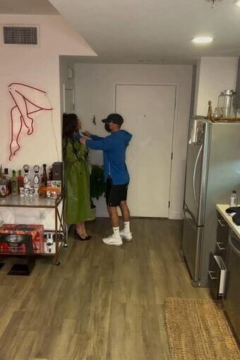 Amanda Trivizas Robbery / amandatrivizas Nude Leaks OnlyFans  – Leaked Models
