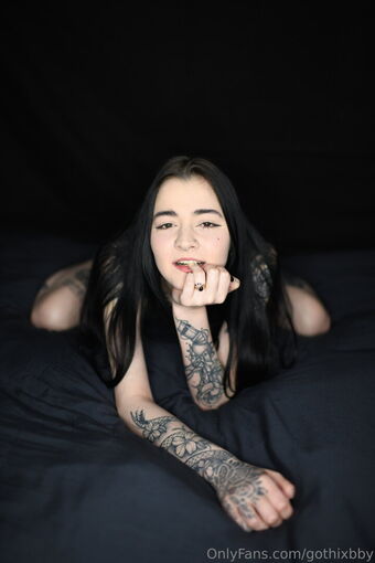 gothixbby Nude Leaks OnlyFans Photo 16