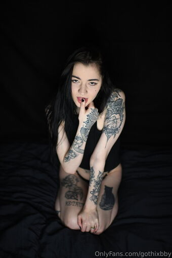 gothixbby Nude Leaks OnlyFans Photo 15
