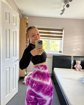 MommyMewtwo Nude Leaks OnlyFans Photo 9