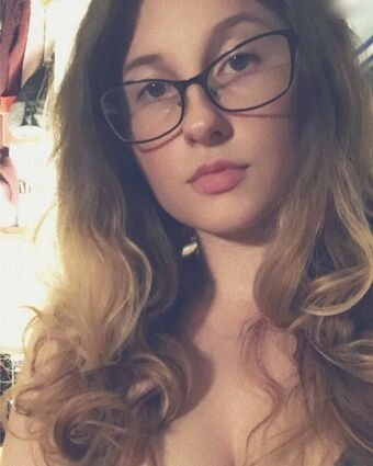 Bess Breast Nude Leaks OnlyFans Photo 40