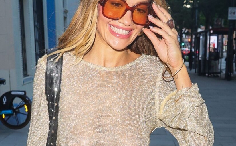 Rita Ora Displays Her Tits in London (20 Photos)