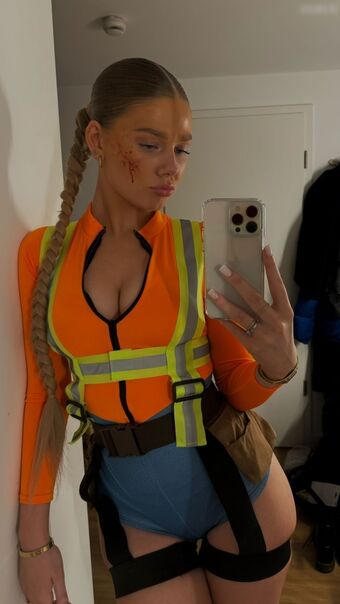 Emmazoeheynen Nude Leaks OnlyFans Photo 6