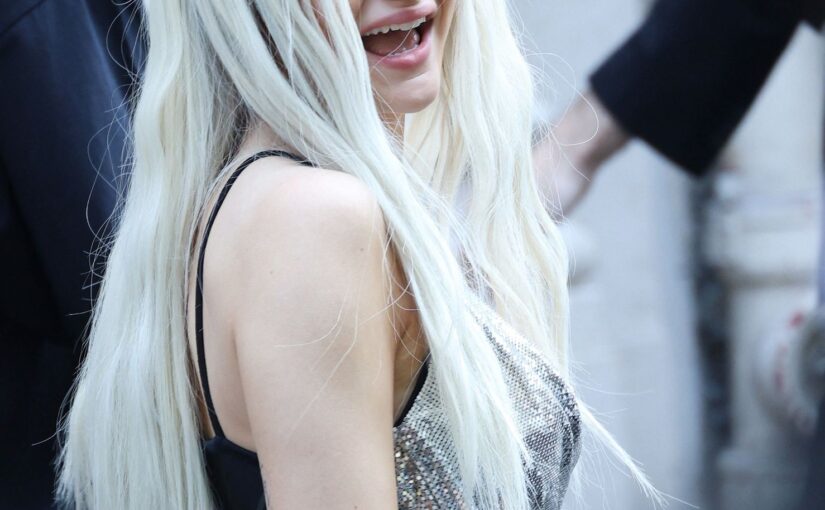 Joey King Shows Off Her Sexy Tits in Paris (27 Photos)