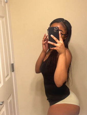 Kayyoniii Nude Leaks OnlyFans Photo 2