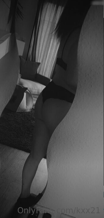 Kimberley Kxx21 Nude Leaks OnlyFans Photo 11