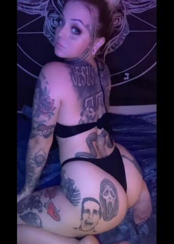 Luci Fer Nude Leaks OnlyFans Photo 4