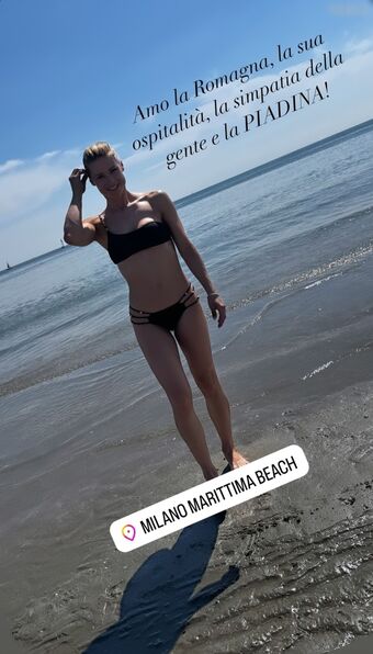 Michelle Hunziker Nude Leaks OnlyFans Photo 91