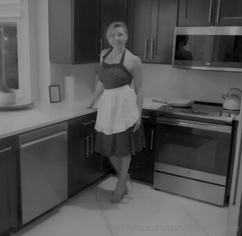 mrsmilphordfree Nude Leaks OnlyFans Photo 9