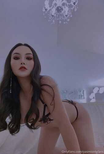 yasmi Nude Leaks OnlyFans Photo 34