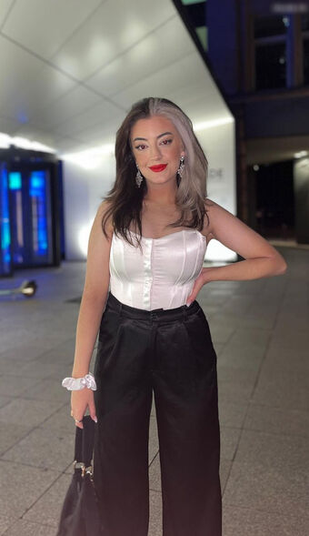 Parshad Esmaeili Nude Leaks OnlyFans Photo 14