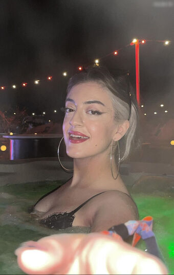 Parshad Esmaeili Nude Leaks OnlyFans Photo 15