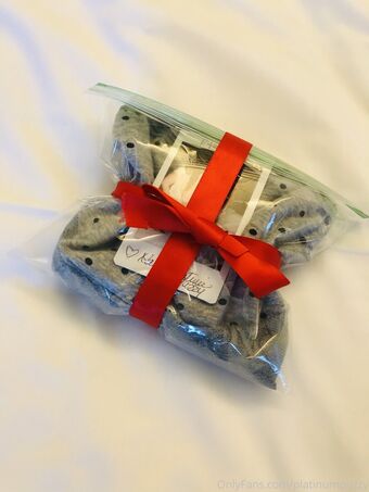 platinumpuzzy Nude Leaks OnlyFans Photo 9