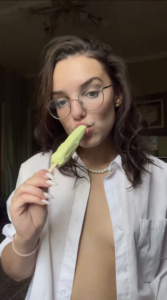 Radmila.Maro Nude Leaks OnlyFans Photo 33