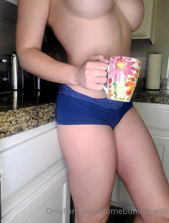 somebunnieswife Nude Leaks OnlyFans  – Leaked Models