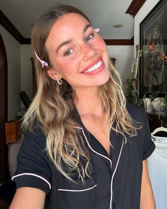 Sara Kathryns Nude Leaks OnlyFans Photo 1