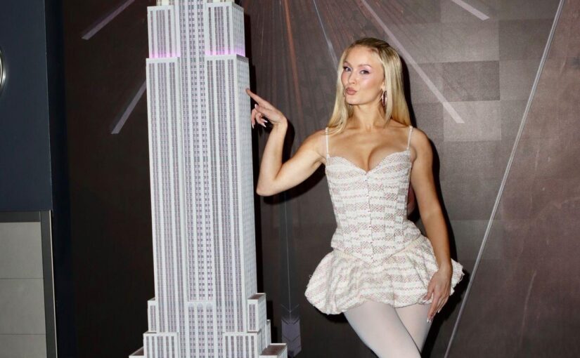 Zara Larsson Visits Empire State Building (50 Photos)