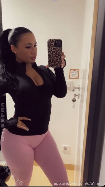 51iremm Nude Leaks OnlyFans Photo 2