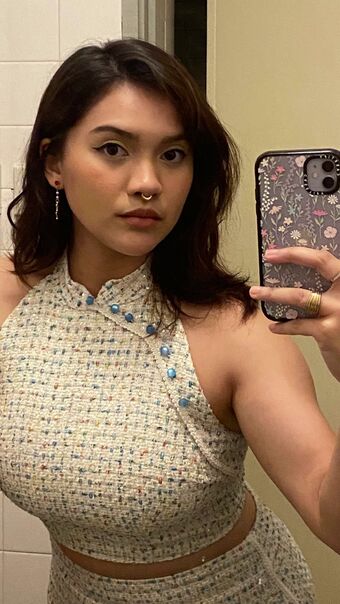 Malaysian Tiktokers Nude Leaks OnlyFans Photo 14