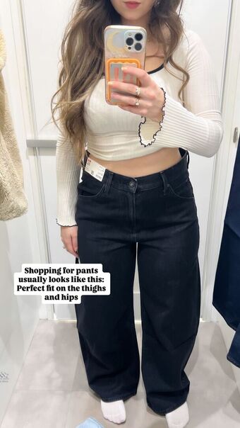 albinaofficial Nude Leaks OnlyFans Photo 40