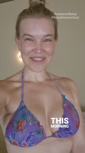 Alex Outhwaite Nude Leaks OnlyFans Photo 3