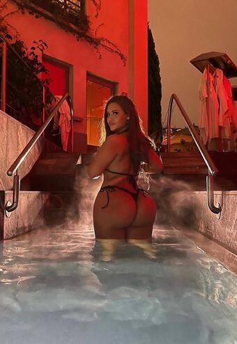 Amber Lambert Nude Leaks OnlyFans Photo 1