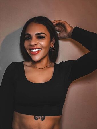 Amber Reacts Nude Leaks OnlyFans Photo 46