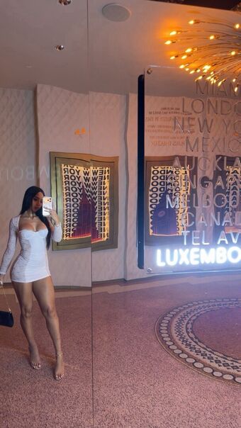 ambzy Nude Leaks OnlyFans Photo 11