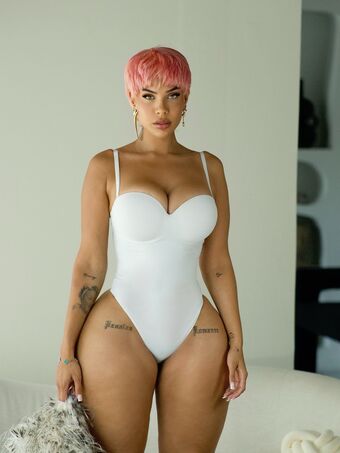 Amirah Cakequeen Nude Leaks OnlyFans Photo 2