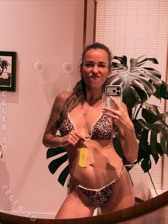 Annemarie Carpendale Nude Leaks OnlyFans Photo 213