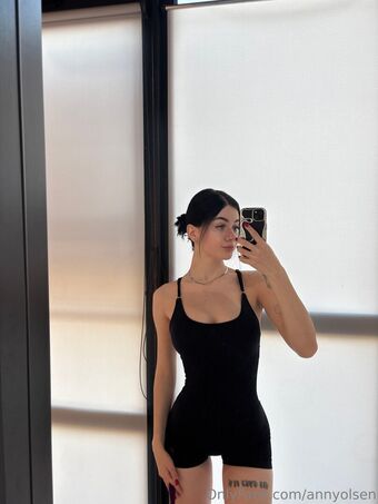 annyolsen / annyolsenn Nude Leaks OnlyFans  – Leaked Models