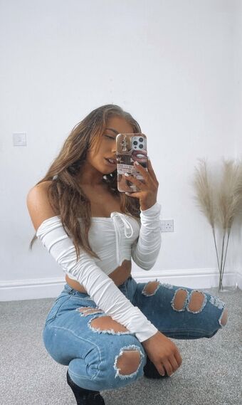 Ariagreyx Nude Leaks OnlyFans Photo 26